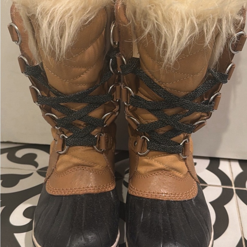 Sorel Tan and Black Waterproof Boots, kids